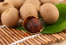 Load image into Gallery viewer, Nhãn Sấy Khô Nguyên Vỏ (Dried Longan) 16oz - Duc Thanh Kho Bo