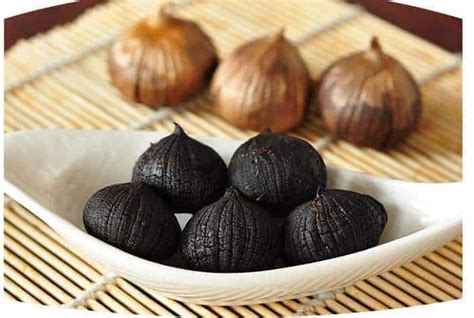 Tỏi Đen Là Gì? Một Sự Kết Hợp Tuyệt Vời Giữa Y Học Cổ Truyền và Khoa Học Hiện Đại Tỏi Đen Là Gì? Một Sự Kết Hợp Tuyệt Vời Giữa Y Học Cổ Truyền và Khoa Học Hiện Đại