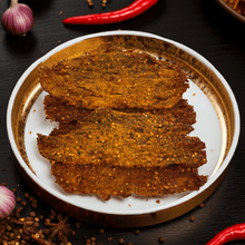 Load image into Gallery viewer, Khô Bò Kiểu Pháp CaRi Miếng - Curry Beef Jerky - Duc Thanh Kho Bo
